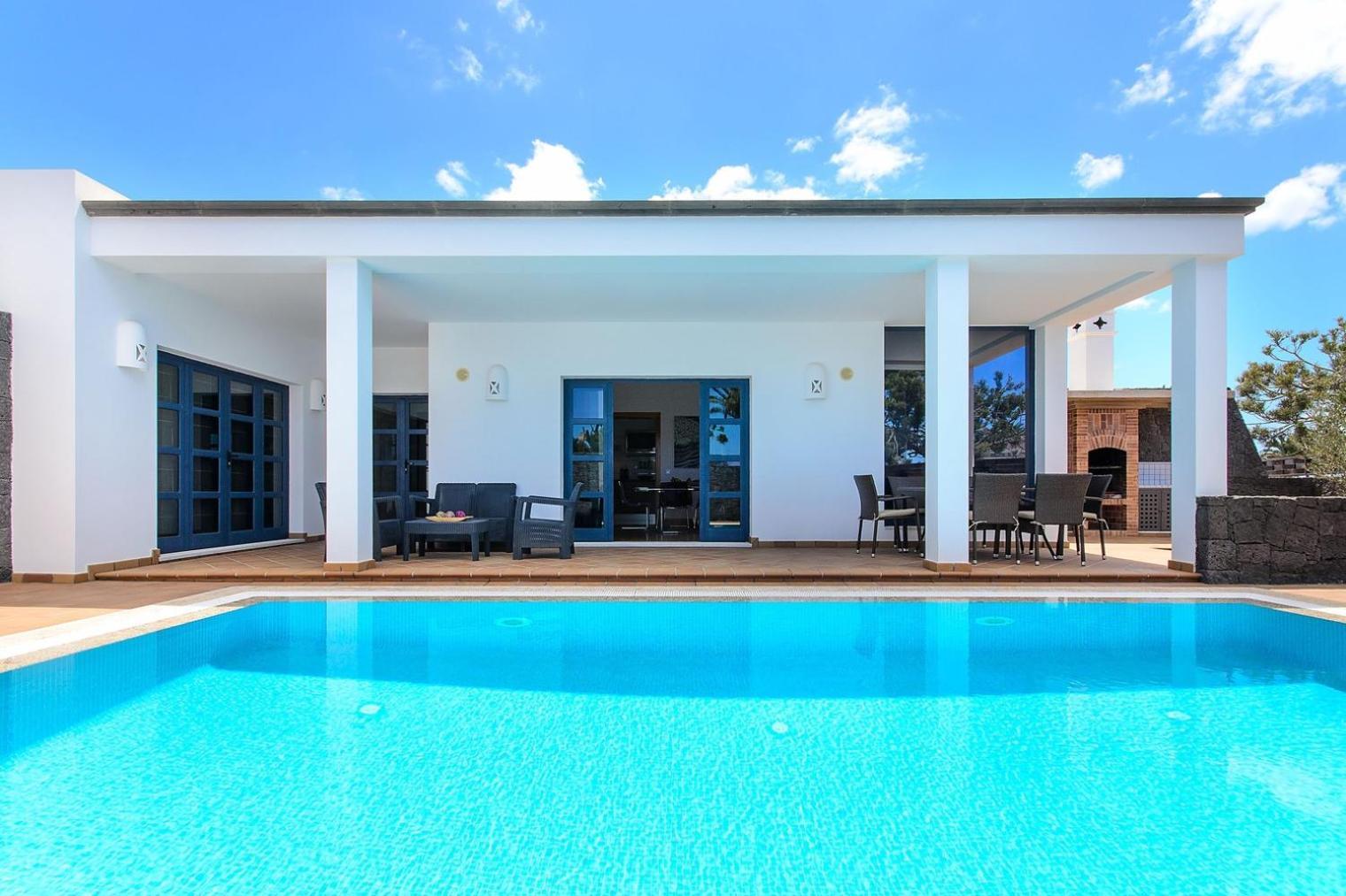 פלאיה בלנקה Villas Mamma Mia Pool Heat Private & Jacuzzi מראה חיצוני תמונה