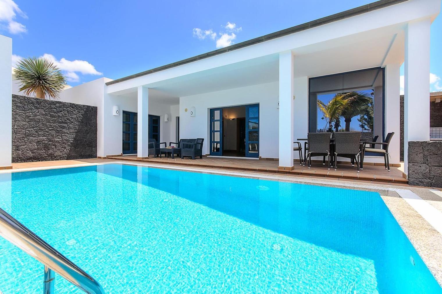 פלאיה בלנקה Villas Mamma Mia Pool Heat Private & Jacuzzi מראה חיצוני תמונה