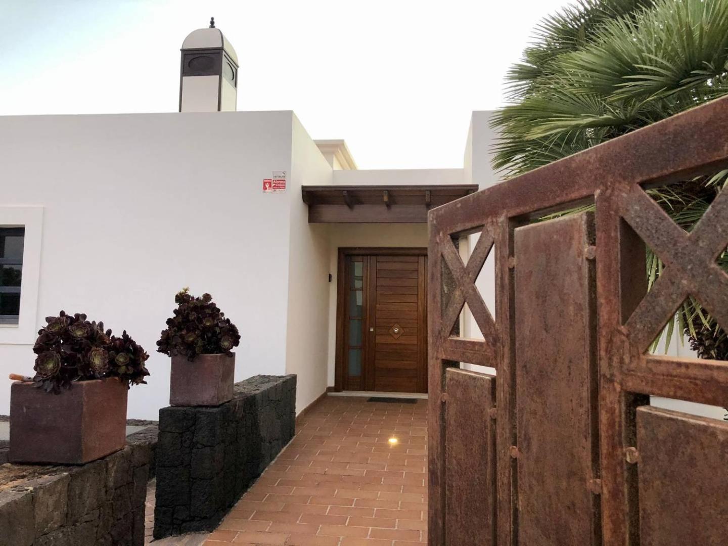 פלאיה בלנקה Villas Mamma Mia Pool Heat Private & Jacuzzi מראה חיצוני תמונה